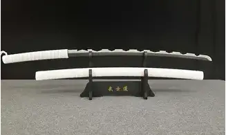 Katana de Inosuke Hashibira