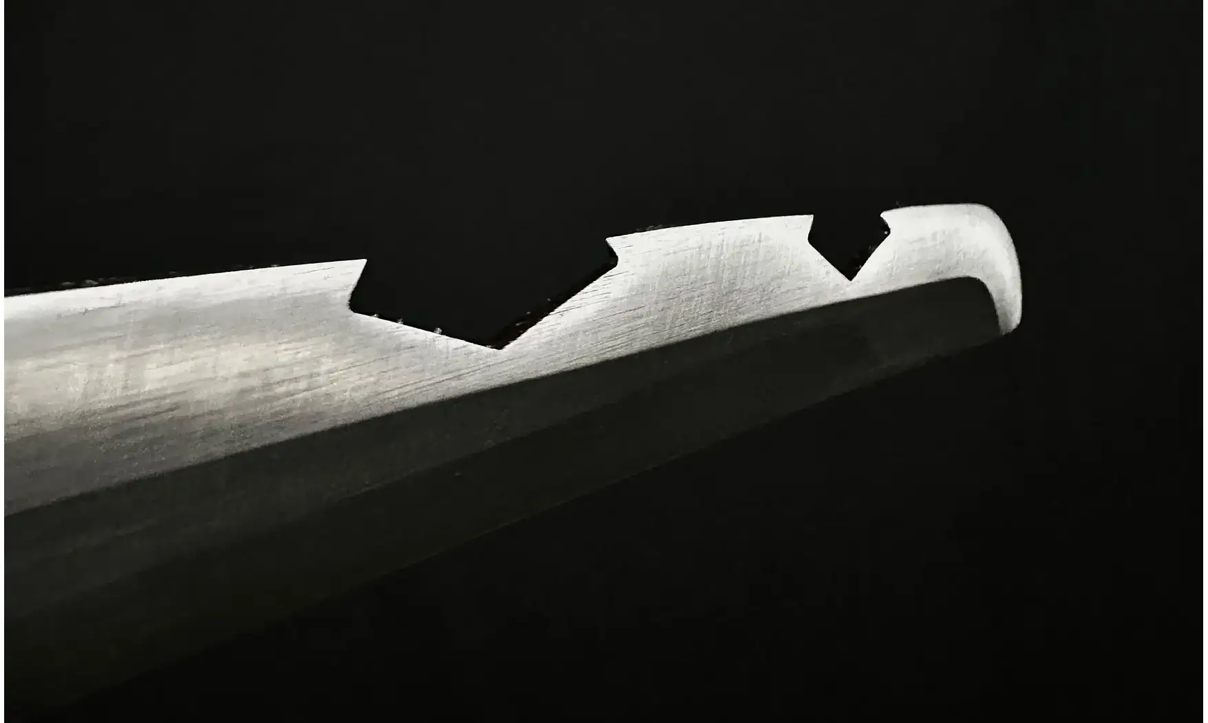 Katana de Inosuke Hashibira