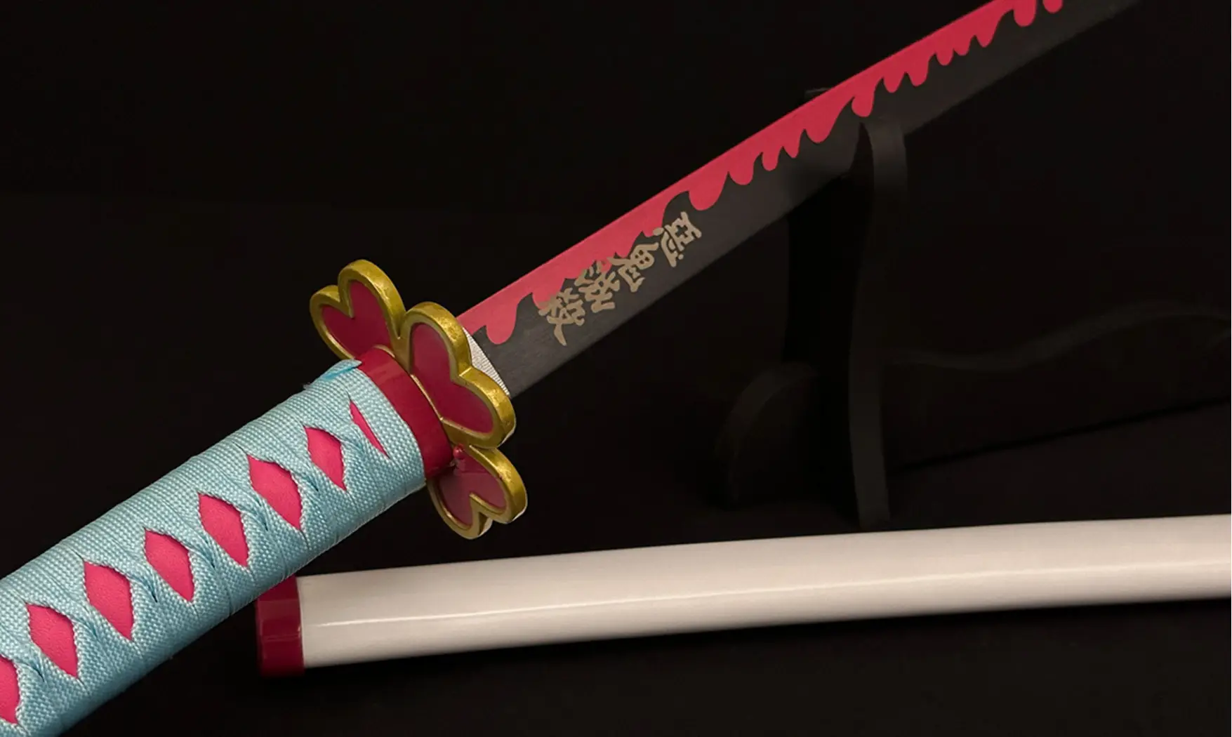 Mitsuri Kanroji sword